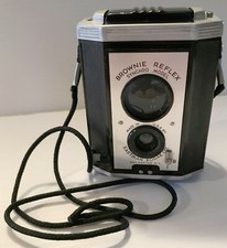 Vintage Brownie Reflex Synchro Camera