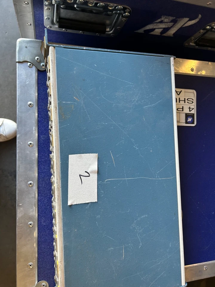 Splitter box 20 CH. , input output panel with whirlwind W2 connector & XLR #2 - Image 2 of 3