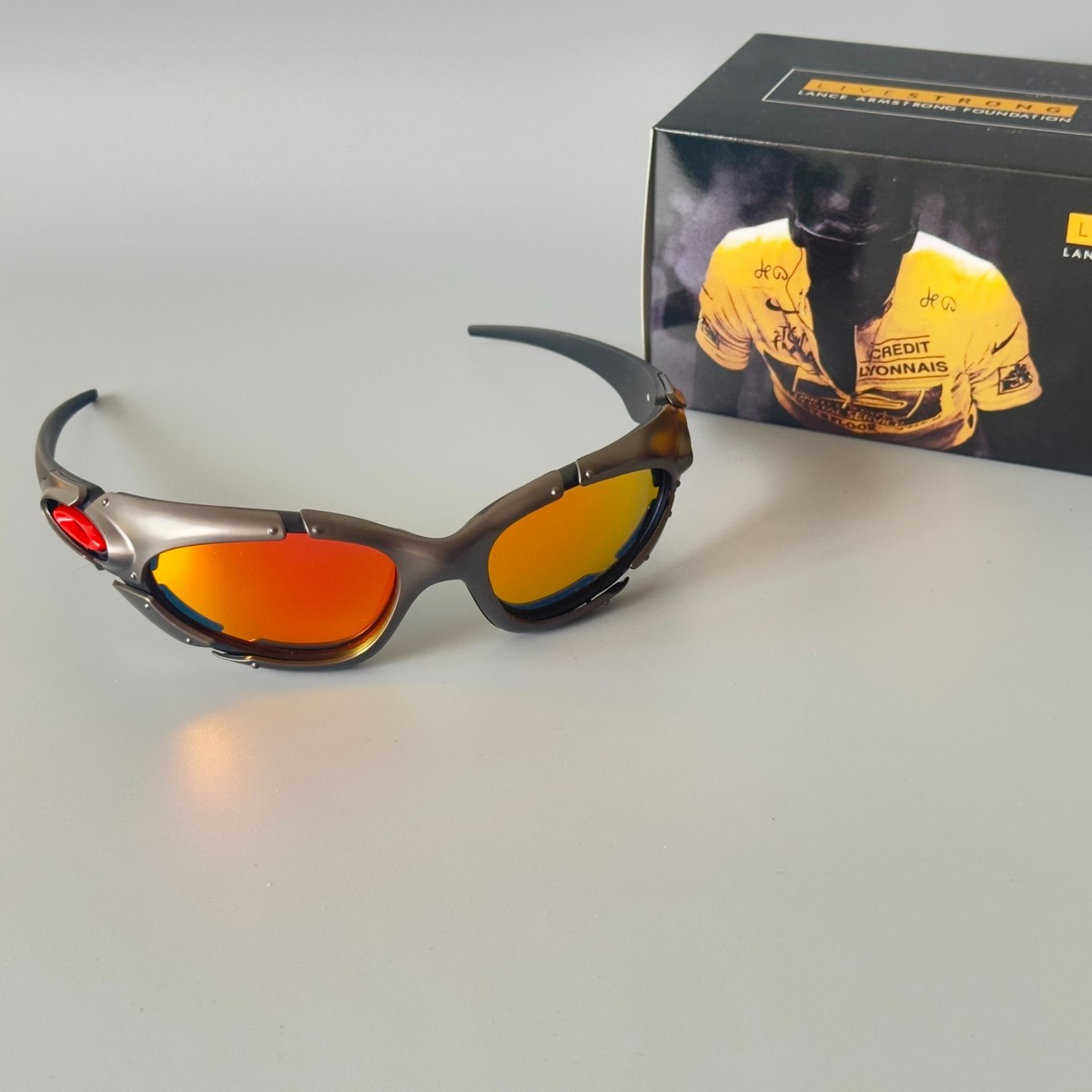 Oakley セット売り　まとめ　卸　90s y2k Oakley Plate Vintage 90s Silver Orange Glasses Outdoor Polarized