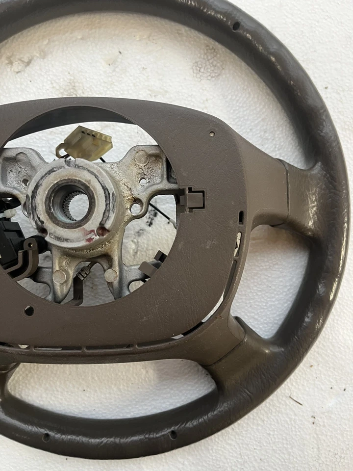 2001-2004 Toyota Tacoma Genuine OEM Oak Brown Steering Wheel With Cruise Control - Image 4 of 4