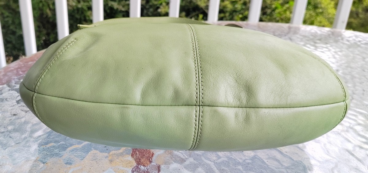 Coach MEDIUM F13730 Vintage Lime Green Soho Y2K Pleated Leather 