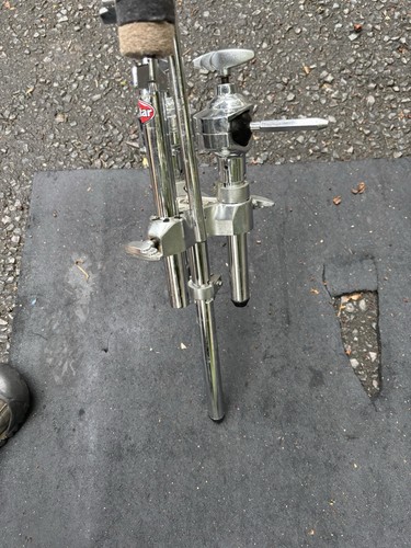Yamaha TH945 YESS Supporto Doppio Tom Braccio Piatto Gibilterra - Foto 18 di 18