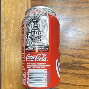 Coca-Cola Soda Can Never Opened 12 oz Detroit Red Wings 2002 Stanley Cup