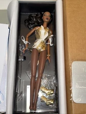 Integrity Toys Fashion Royalty Gold Stroke Adele Makeda Dressed Doll