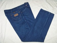 Men's Wrangler Jeans - 936DEN - Size 42 x 32 - Waist Measures 41"