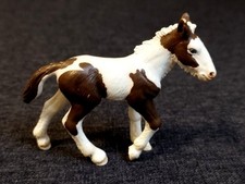 SCHLEICH 13295 - Tinker Fohlen, Pferde, +100 Figuren