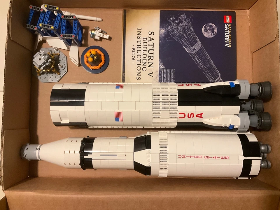 LEGO Ideas 21309 NASA Apollo Saturn V