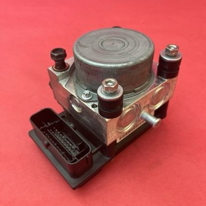 2010 10-12 Ducati Multistrada 1200S OEM ABS Anti-Lock Brake Pump Control Module