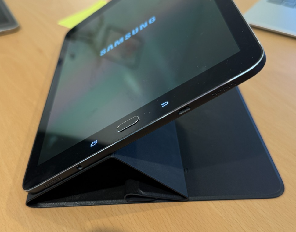 Samsung Galaxy Tab S2 SM-T813 32GB Wi-Fi 9.7