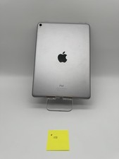 Apple iPad Pro (9.7-inch) A1674 128 GB, Wi-Fi + 4G, 9.7 in - Space