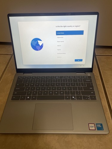 Dell Inspiron 14” 7440 2-in-1 Touch Intel 3 100U 512GB SSD 8GB RAM Win 11 Pro