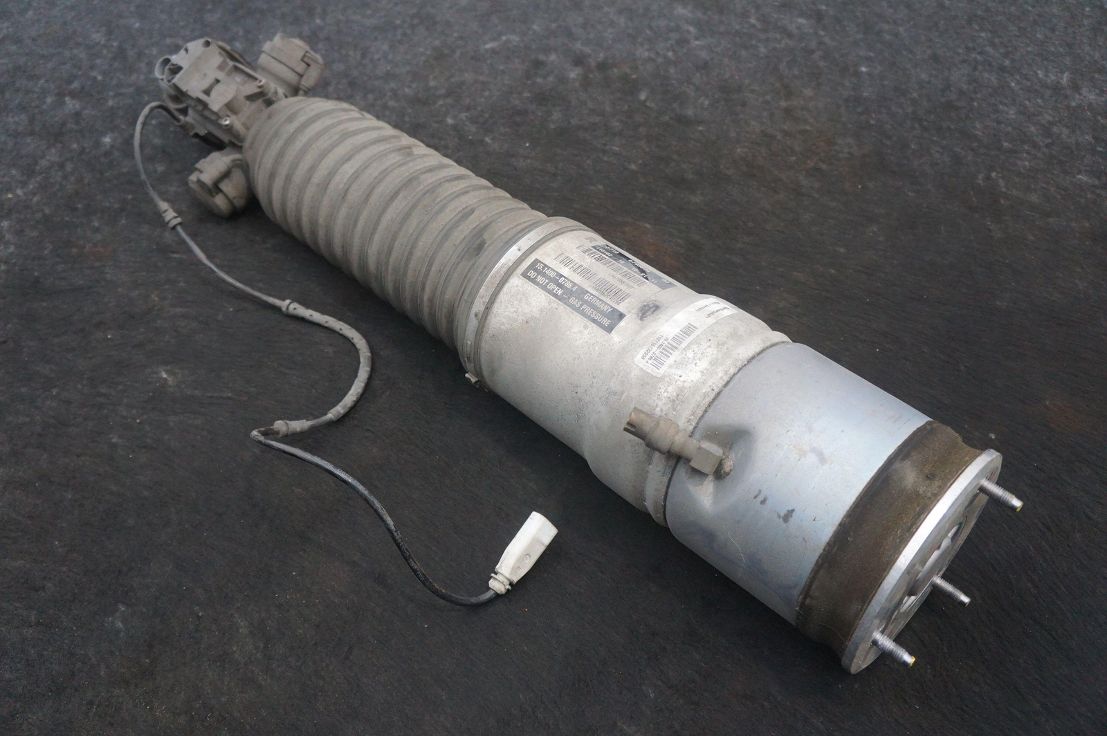 Rear Right Air Shock Spring Strut 37106795874 Rolls Royce Ghost Series I 2009-14