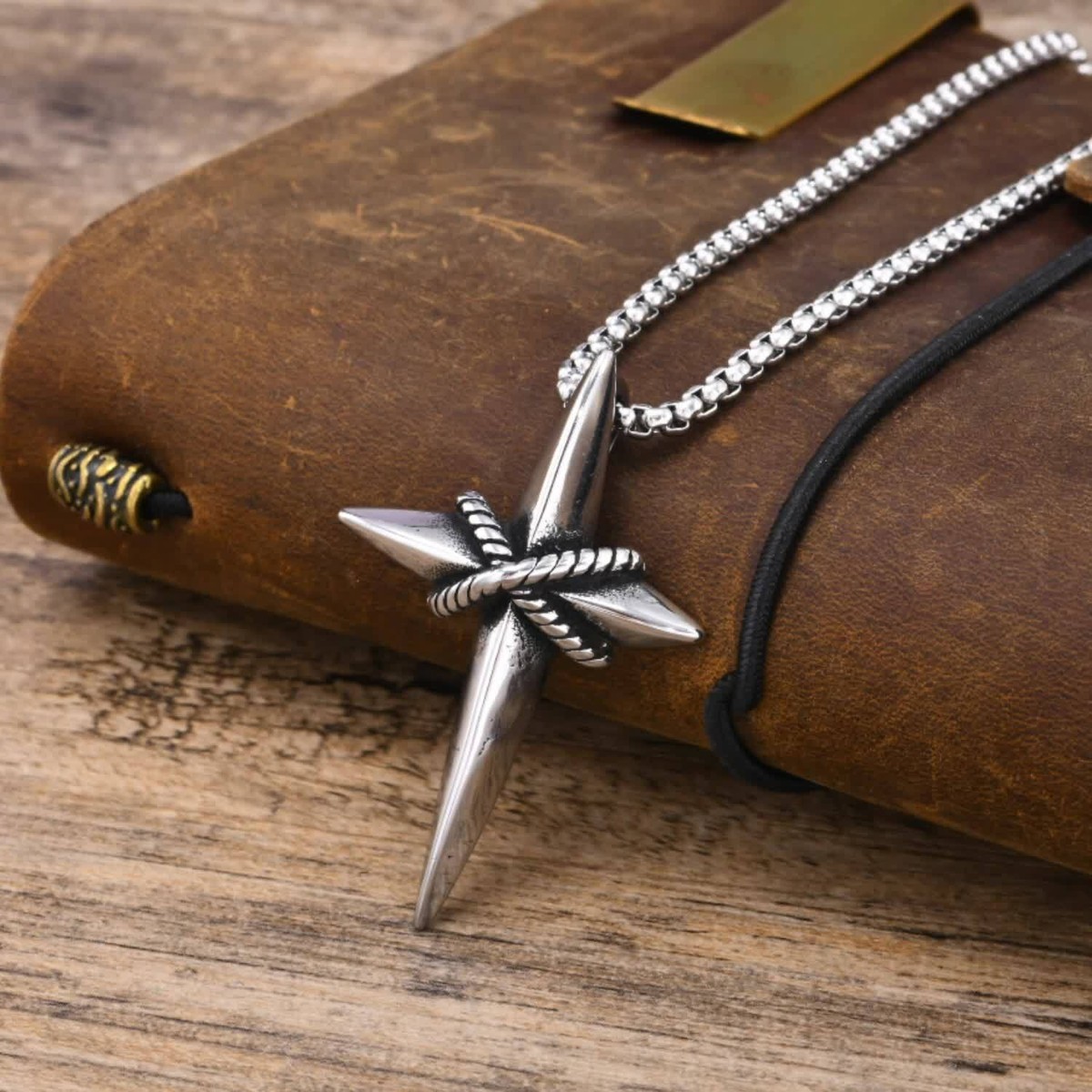 Vnox Star 4-Pointed Pendant Necklace for Women Men Gift Jewelry