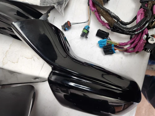 2016 Camaro SS Passenger Side View Sideview Mirror BLACK GM 84296248 NICE USED