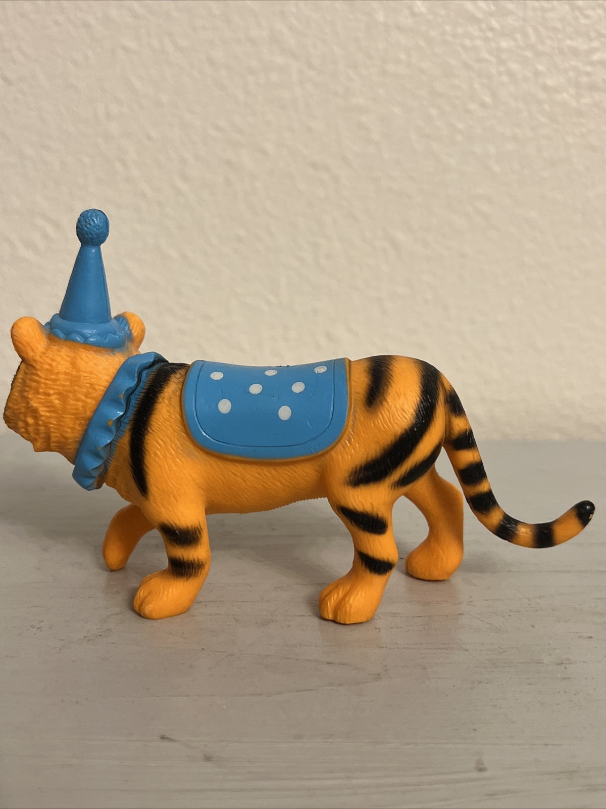 ANKYO CIRCUS PARTY ANIMAL TIGER ACTION FIGURE TOY (PRE-OWNED) 