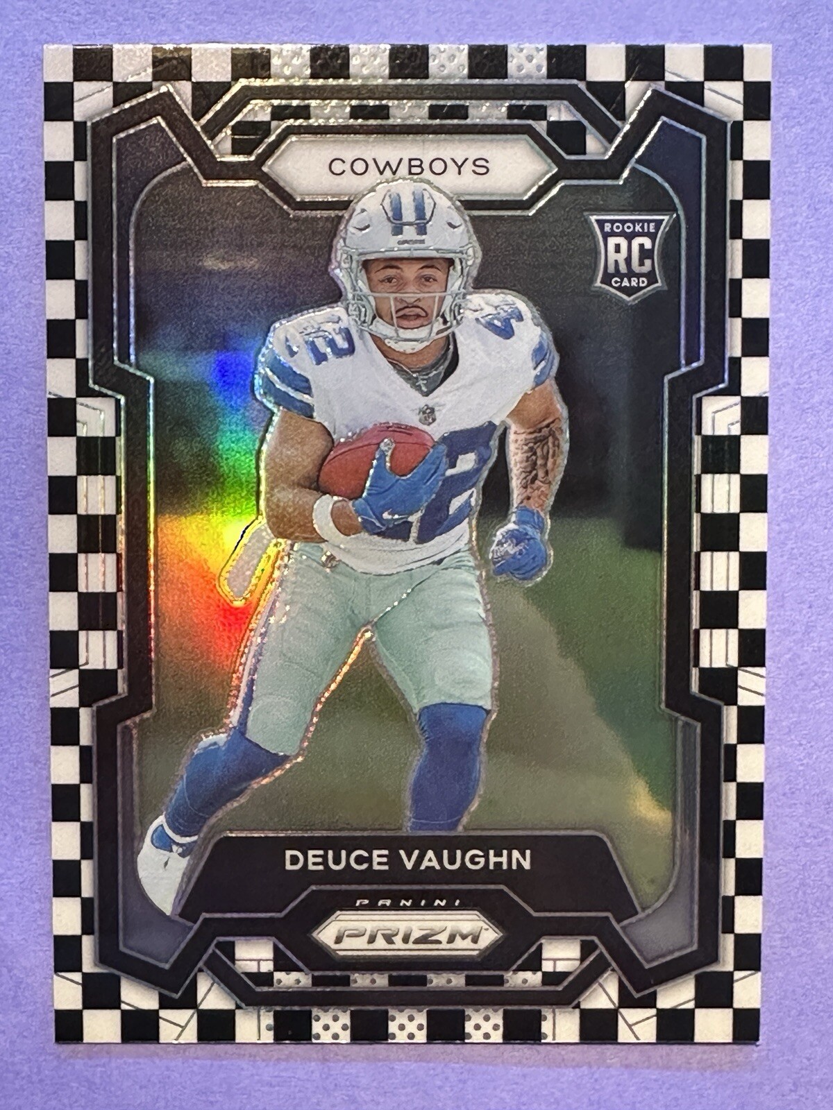 2023 Panini Prizm - Rookies Black and White Checker Prizm #324 Deuce Vaughn (RC)