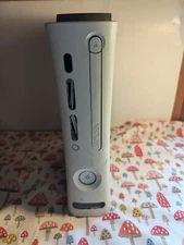 Microsoft XBox 360 White Video Game Console Gaming System   System Only 