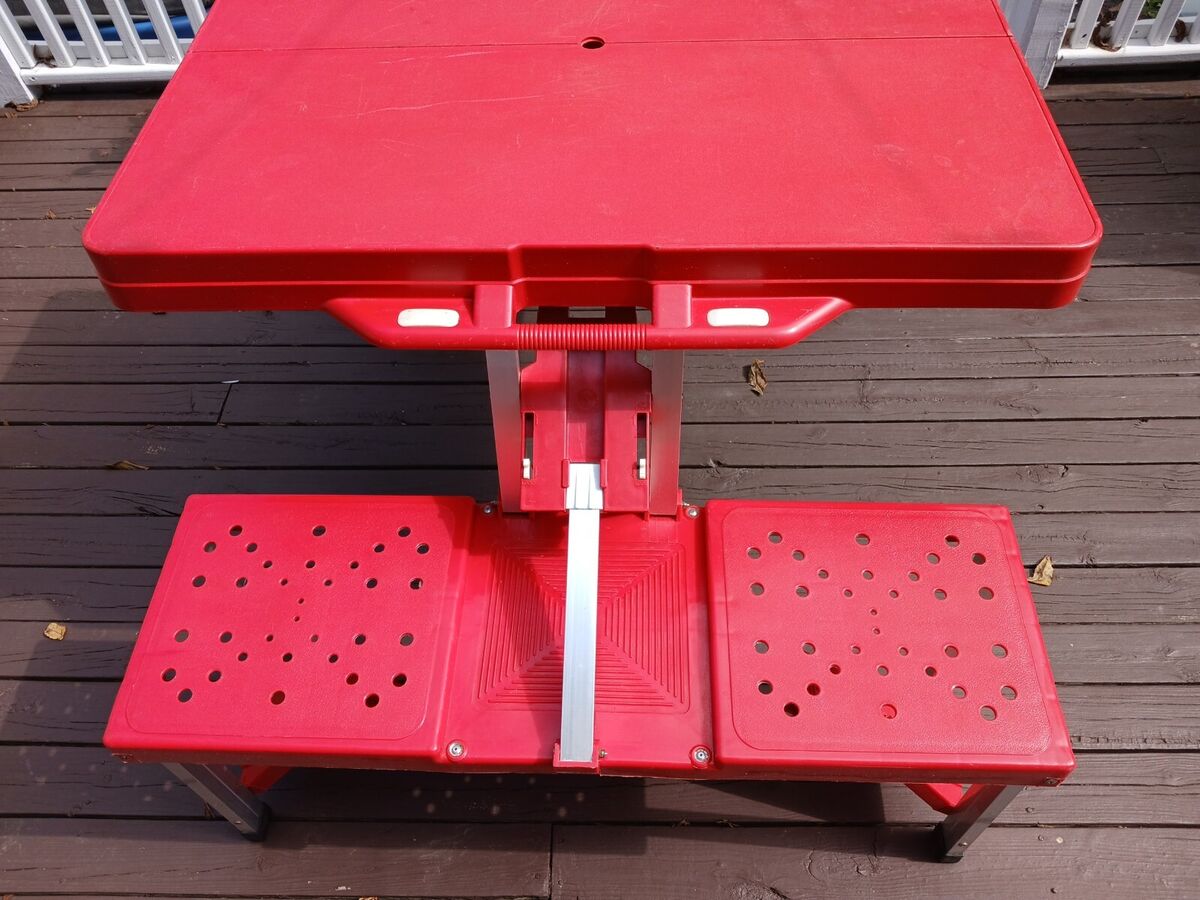 Red Vintage Portable Folding Picnic Camping Table Stool Set Red Vintage Portable Folding Picnic Camping Table Stool Set