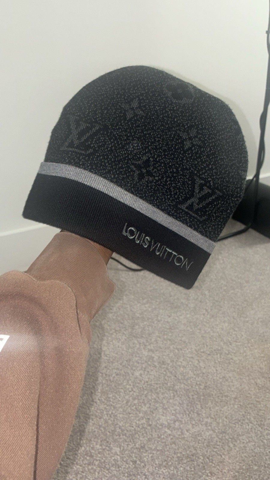 Louis Vuitton Black Gray Monogram Pattern Beanie … - image 4