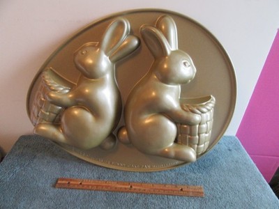 WILLIAM SONOMA Nordic Ware Easter Bunny Cake Pan Mold Rabbit 10 Cups new metal