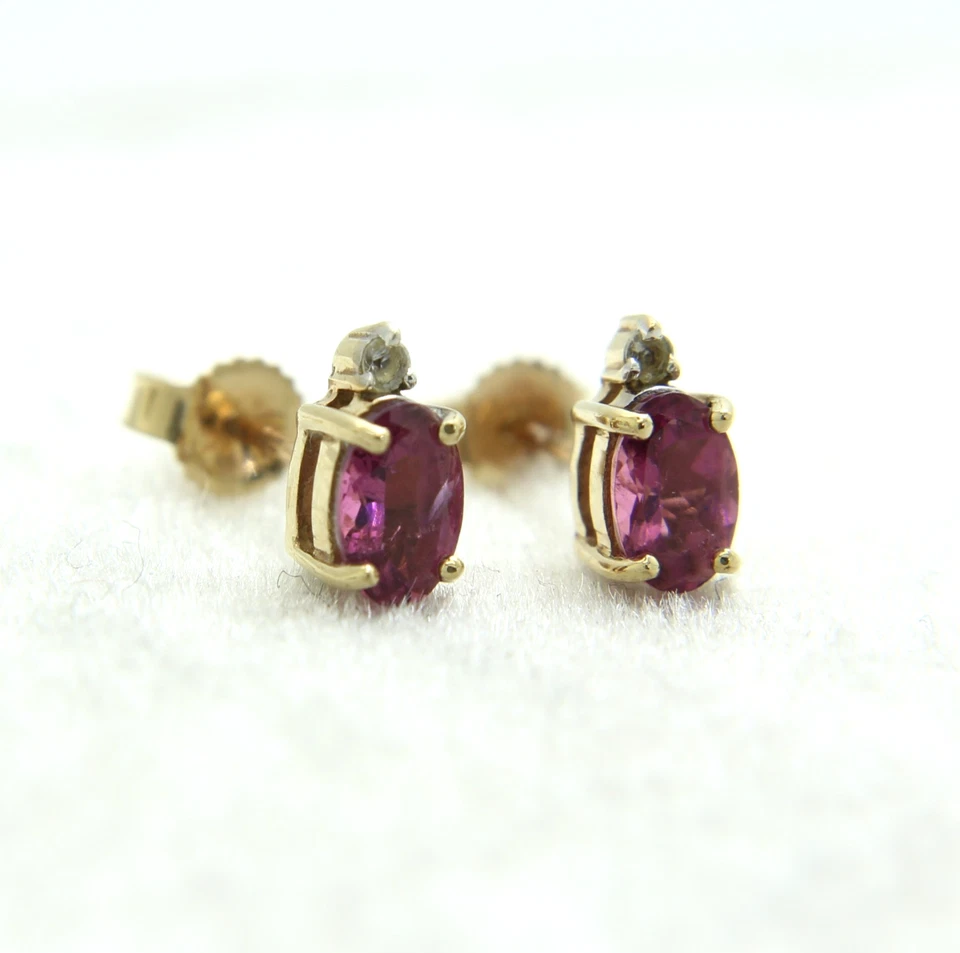 Brincos de ouro 9 quilates granada celta - Imagem 2 de 4