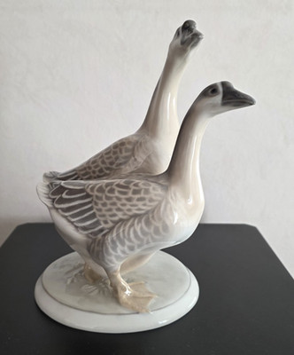 Royal Copenhagen, Gänsegruppe Gänsepaar Peter Herold 1918, Modell 2068