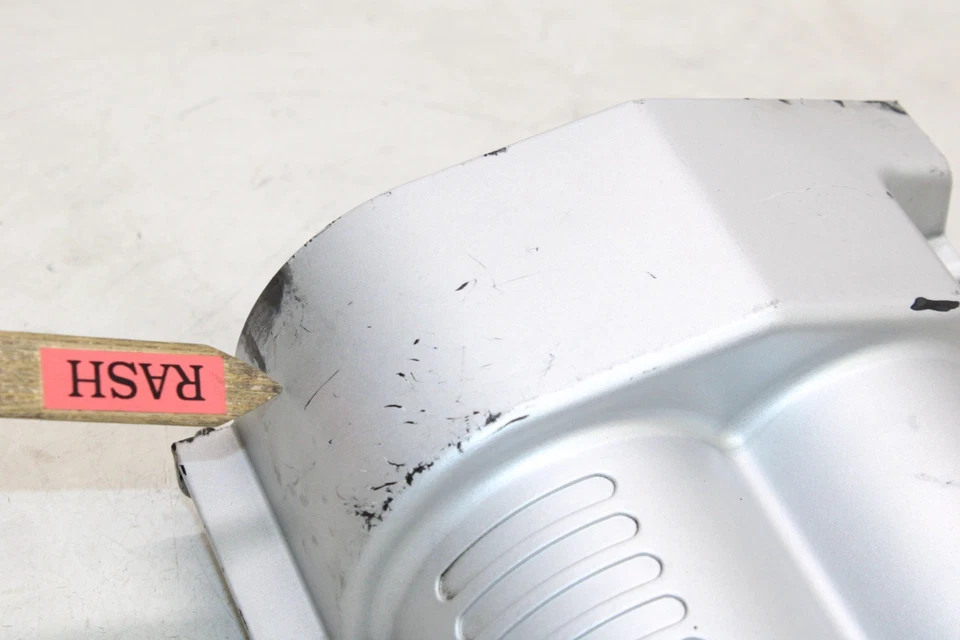 1995 BMW R1100GS OEM TAMPA DE PARTIDA ESQUERDA CAPÔ - Imagem 2 de 4