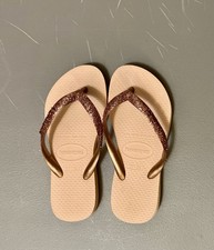Havaianas Kids Slim Flip-Flops w/Sparkly Straps, Light Pink - Size 11/12 EUC