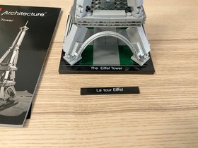 LEGO ARCHITECTURE: The Eiffel Tower (21019) Paris France Complete w Box & Manual