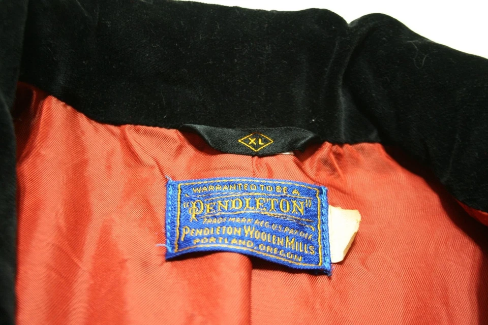 VTG Pendleton Men XL Red Wool Velvet Trim Smoking Tuxedo Jacket Retro Formalwear - Image 2 of 4