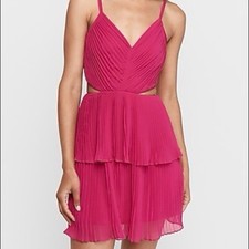 Express Pleated Tiered Cut-Out Pink Dress Womens Size Small Mini NWT