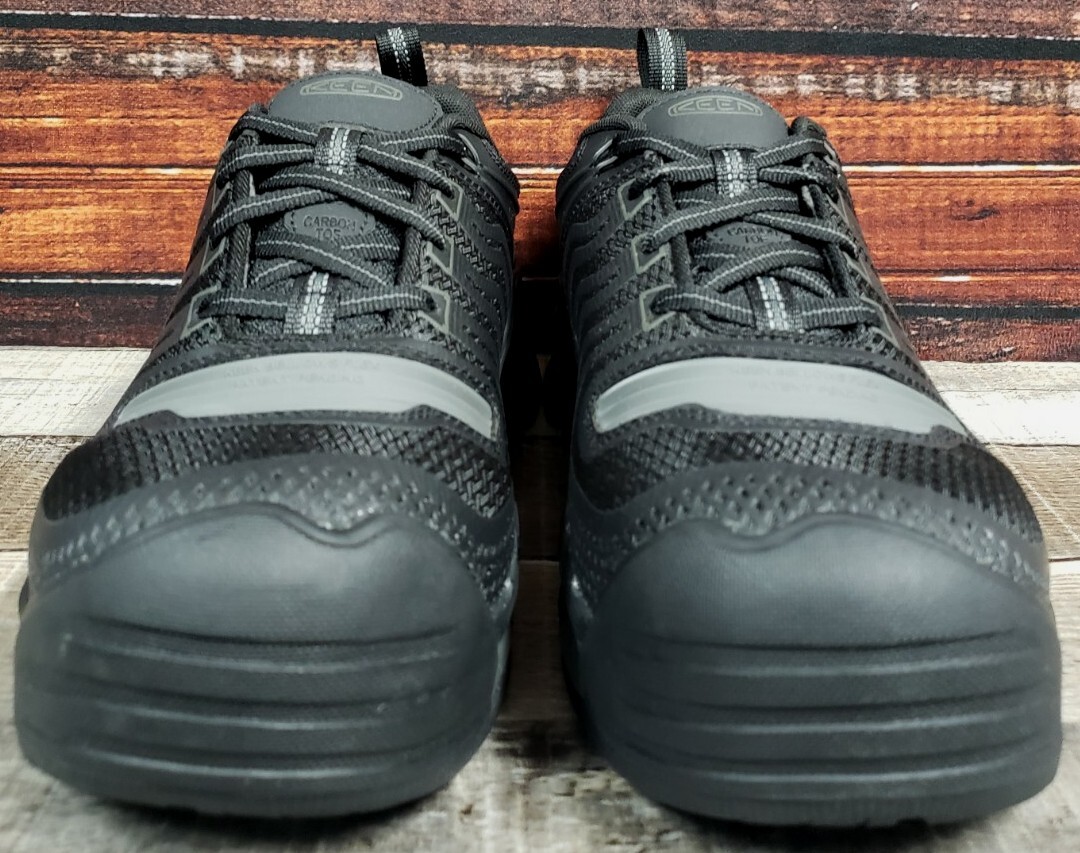 ee shoe