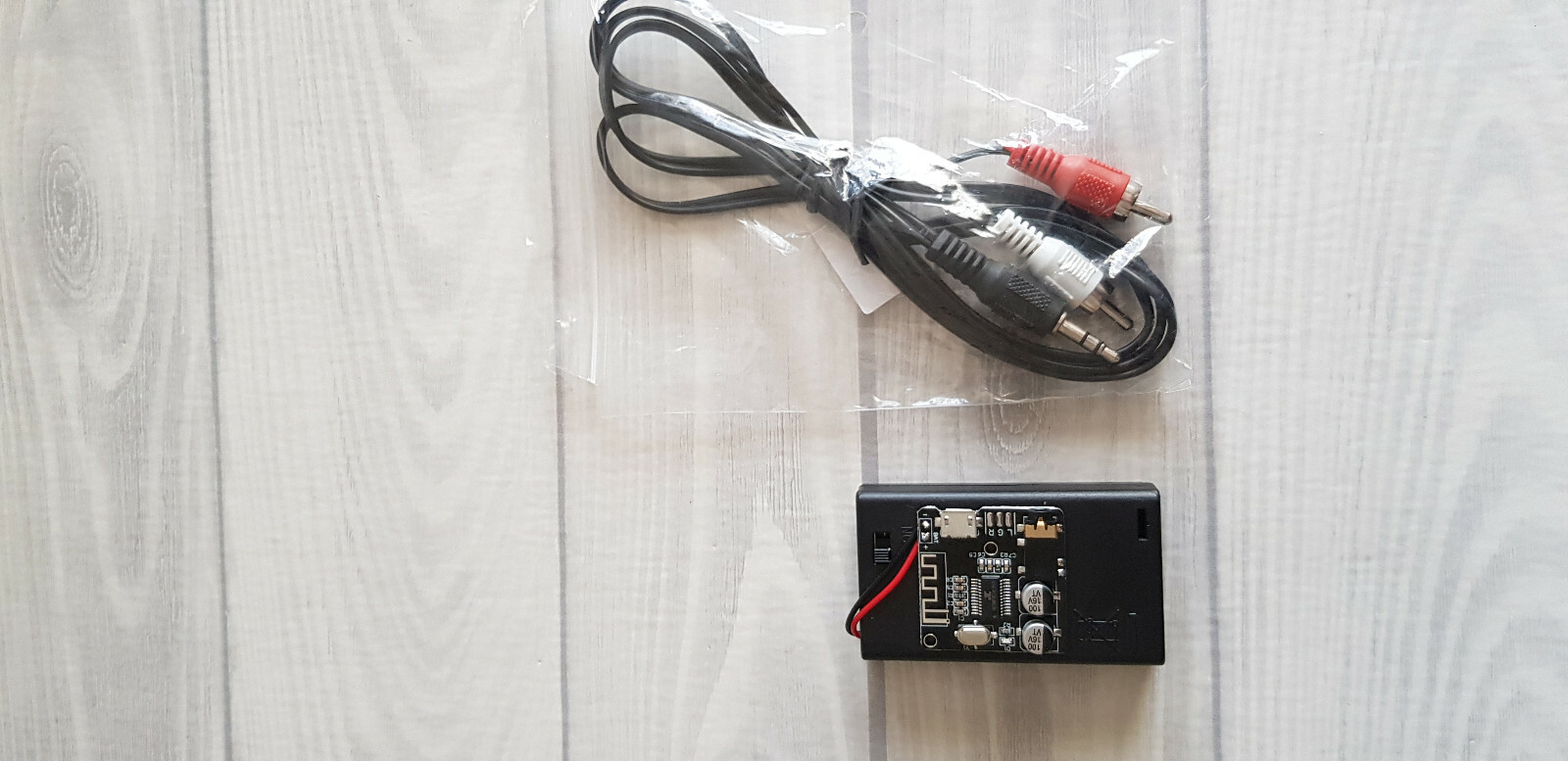 Kit Bluetooth pour chaîne Hi-Fi ancienne afin d'éliminer les câbles audio
