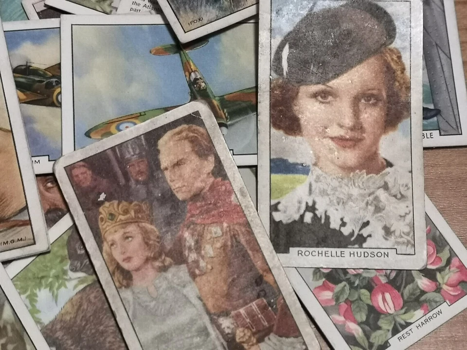 10 Vintage Cigarette Cards Mixed Job Lot - Military, Tech, Nature, Movies etc - Image 4 of 4