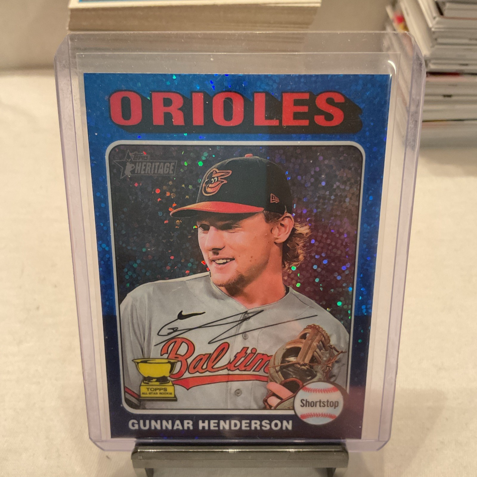 2024 Topps Heritage #24 Gunnar Henderson Chrome Blue Sparkle Refractor