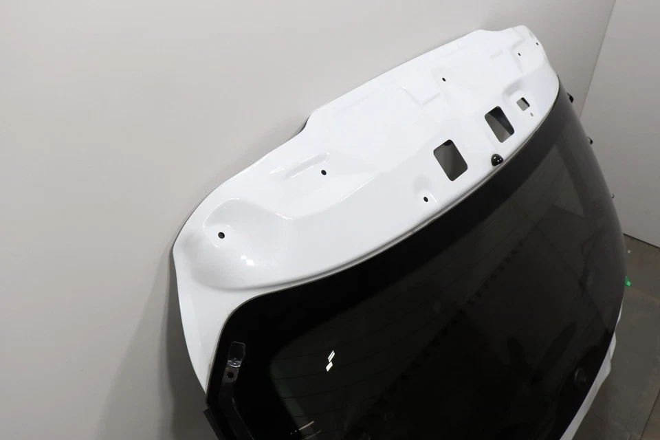 2018 - 2021 LEXUS NX300 后尾护罩升降盖板原始设备制造商白色_083 — 第 2/4 张图片