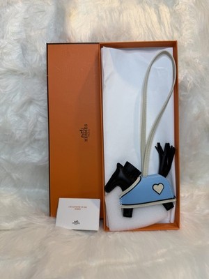 BNIB Hermes Rodeo Robeo Coeur PM Heart Bag Charm Noir / Craie / Céleste New