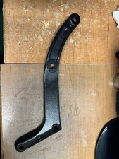 HARLEY NOS LEFT HAND L REAR FENDER SUPPORT SOFTAIL 47812-08 08-17