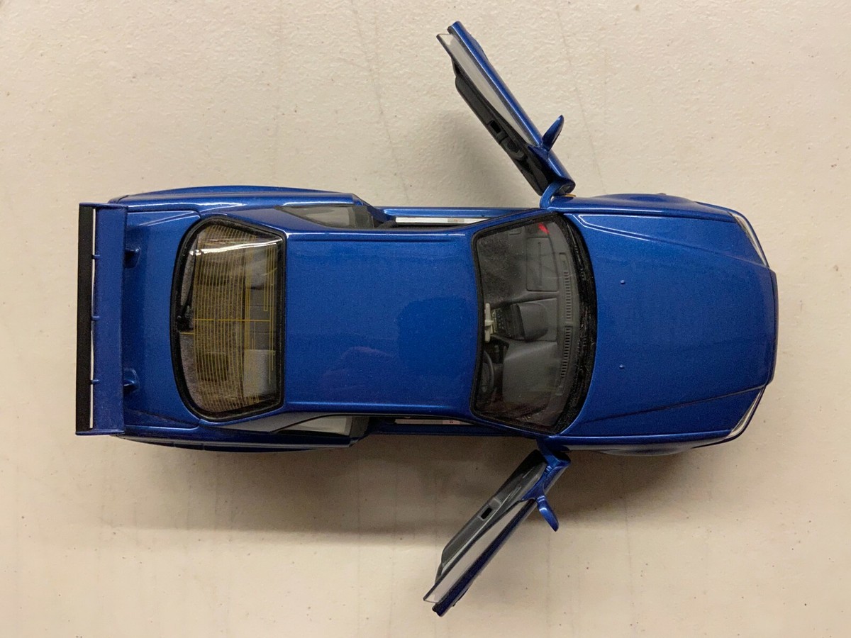 Autoart 1:18 Scale Diecast Car 1999 Nissan Skyline R34 GTR - Blue