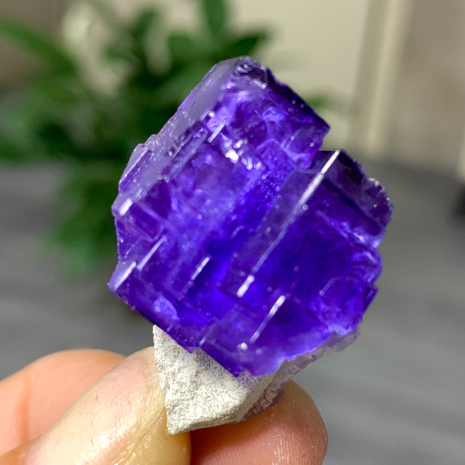 18G Transparent Purple Staircase Fluorite Crystal Specimen from China