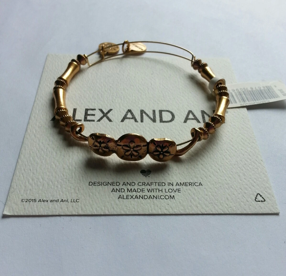 Alex and Ani Sand Dollar Wrap Bangle Bracelet NWT BOX BAG Gold Horizontal Rare