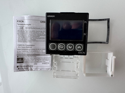 OMRON E5CN-Q2MTD-500 Temperaturcontroller