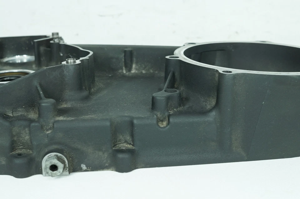 Harley Touring Street Glide 2008 FLHX cubierta de embrague principal interior fabricante de equipos originales 60677-07A Foto 3 de 4