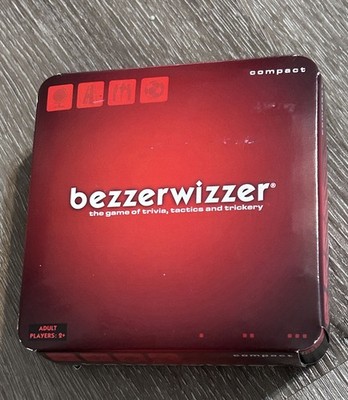 Bezzerwizzer Compact X3407 Trivia Game Strategy Tricky Game 2011 Mattel New!