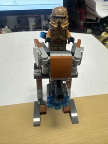 LEGO Star Wars: Geonosis Troopers (75089) vehicle and mini figure