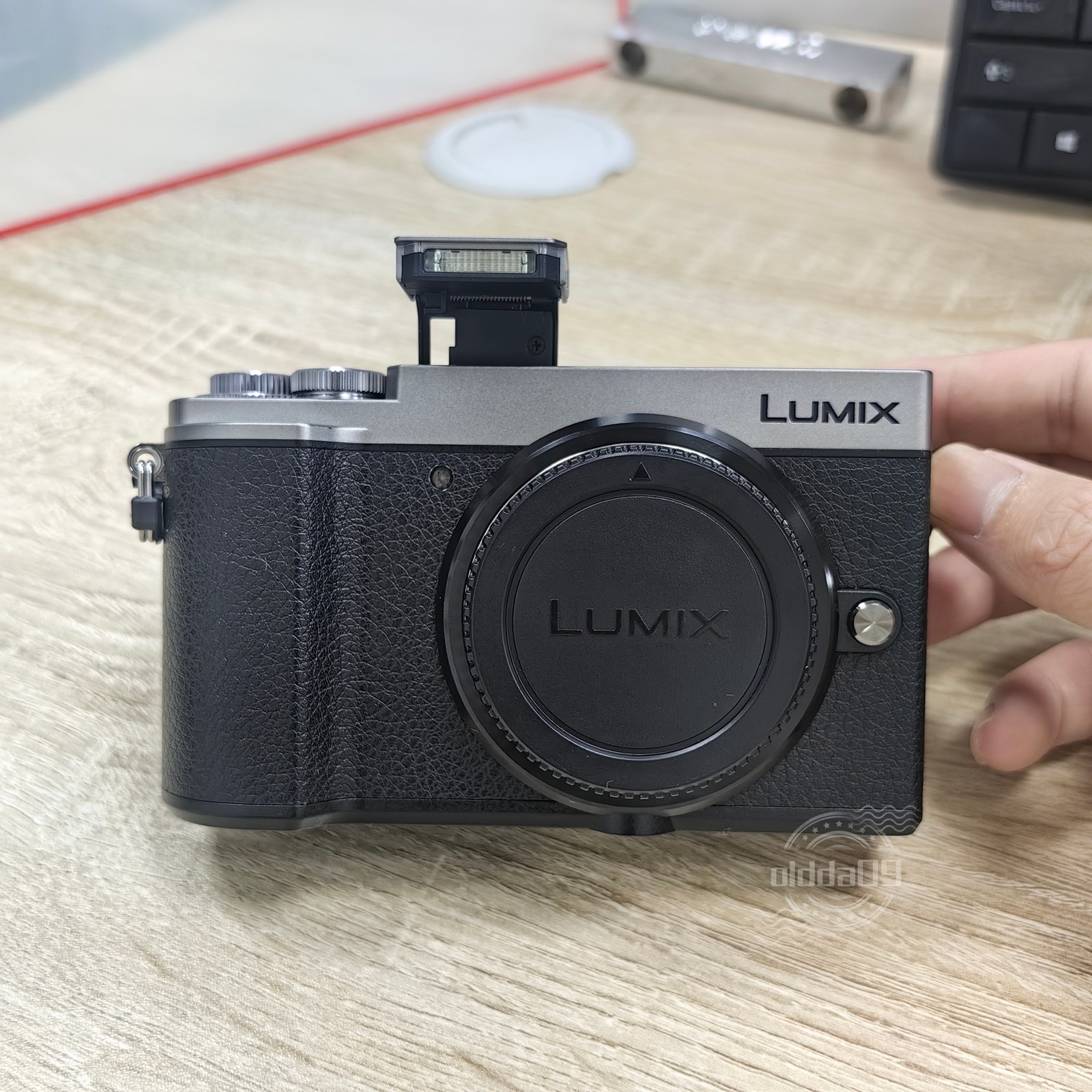 Panasonic Lumix DC-GX9 20.3MP 4K Bluetooth Touchscreen Mirrorless Camera Body