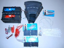 Alte Carrera Universal Rennbahn – 2 Autos, 5 m Strecke, Regler, Trafo, Zubehör