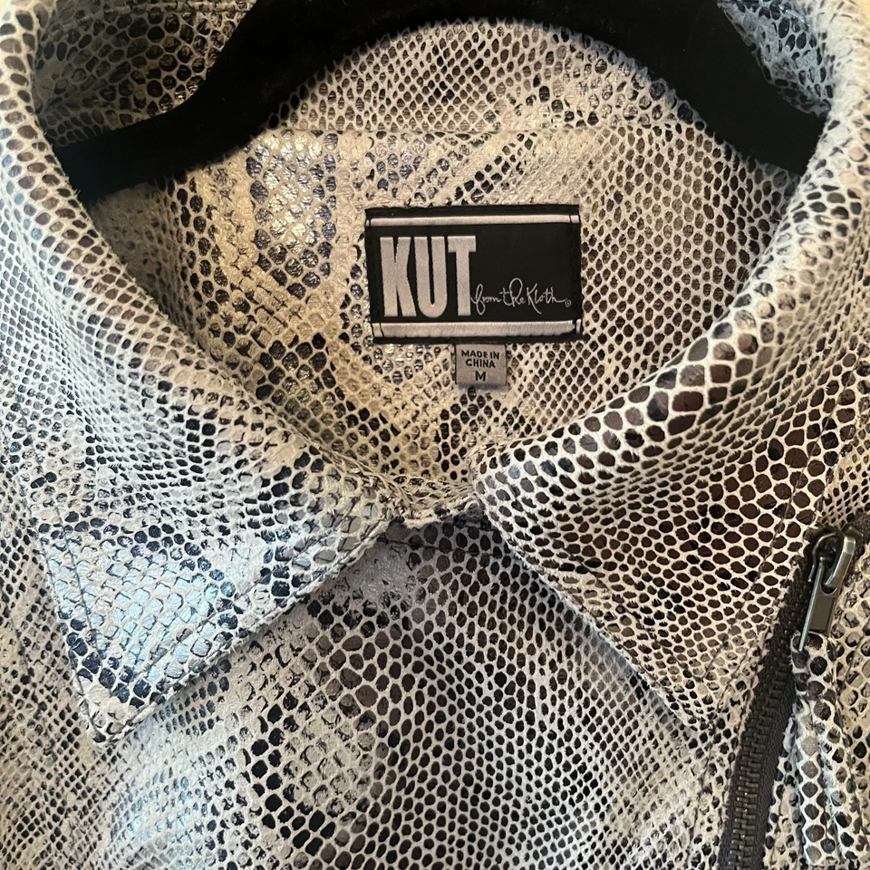 Kut from the Kloth Snakeskin Print Moto Jacket Women's Size Medium - Image 3 of 4