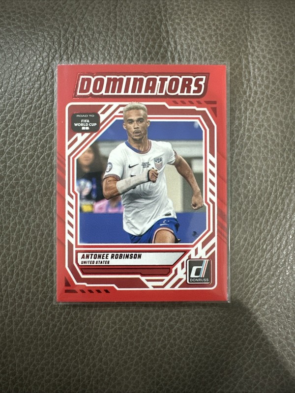 Antonee Robinson 2025-26 Donruss Road to FIFA World Cup #18 Dominators Red USA