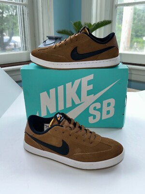 NIKE SB FC CLASSIC (ALE BROWN) (SIZE 9) (909096-201) STEFAN JANOSKI SB DUNK LOW